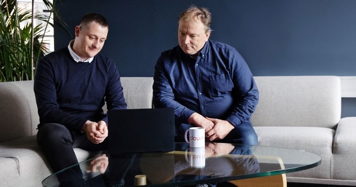 Miten PAM-implementointi pitäisi tehdä, jotta compliance- ja auditointivaatimukset täyttyvät?