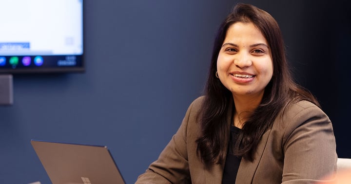 Vastaa regulaation vaatimuksiin parantamalla identiteetin- ja pääsynhallintaa (IAM)